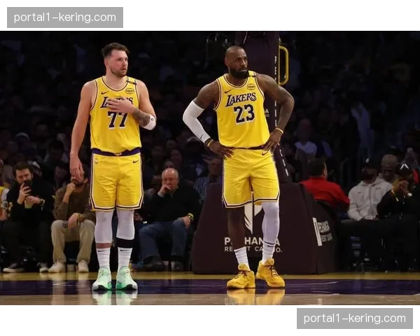 湖人险胜太阳保留前六希望 詹姆斯东契奇合献60分准三双 湖人险胜太阳保留前六希望 詹姆斯东契奇合献60分准三双